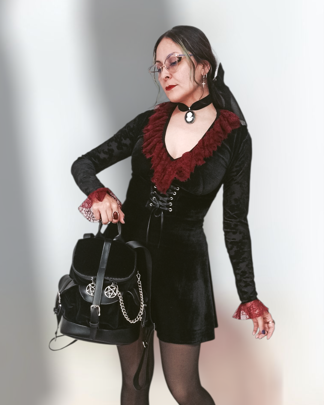 Mochila Mini Juliet Terciopelo Negro. - Image 7